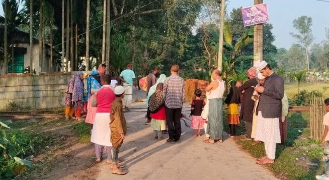 হাতিবান্ধায় ট্রেনের ধাক্কায় এক নারীর মৃত্যু
