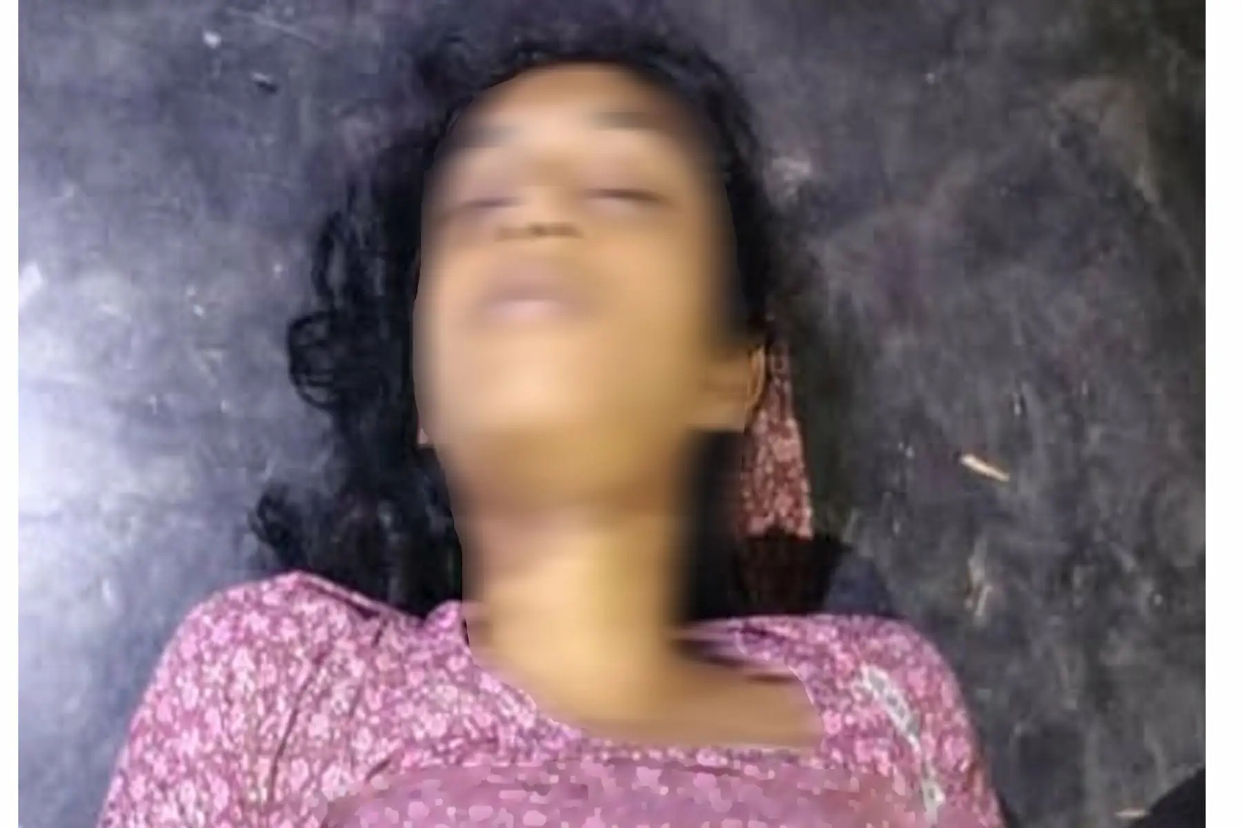 কাউনিয়ায় মায়ের সাথে অভিমান করে কিশোরীর আত্মহত্যা 