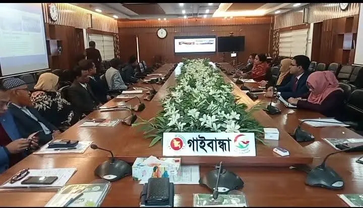 গাইবান্ধায় নিরাপদ অভিবাসন বিষয়ক গোল টেবিল বৈঠক অনুষ্ঠিত