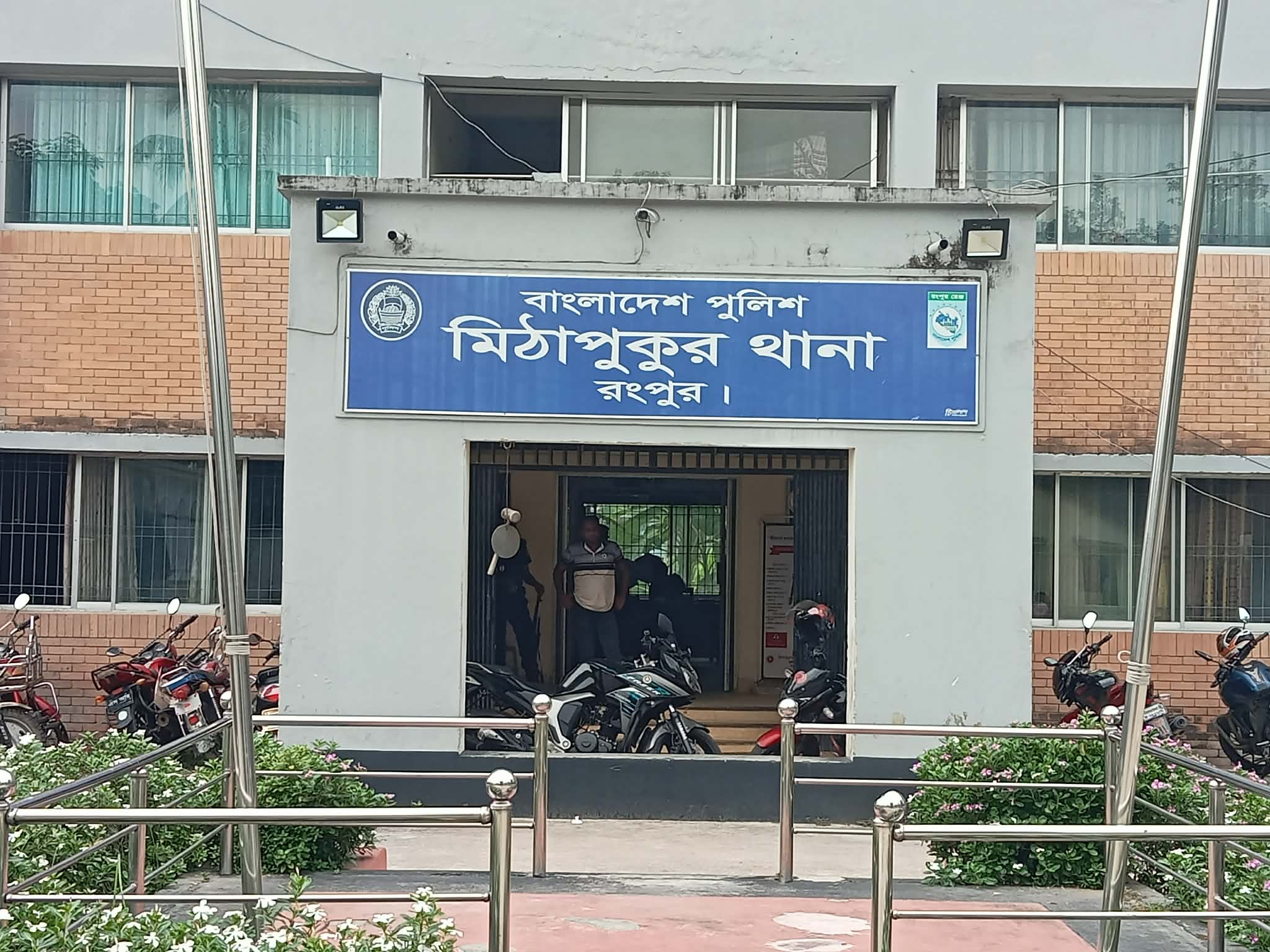 মিঠাপুকুরে স্কুলপড়ুয়া নাবালকের বিরুদ্ধে মিথ্যা ধর্ষণ মামলার অভিযোগ