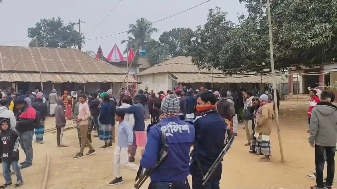 গাইবান্ধার গোবিন্দগঞ্জে ওয়াজ মাহফিলের মেলায় চাঁদাবাজদের হামলায় আহত ১০
