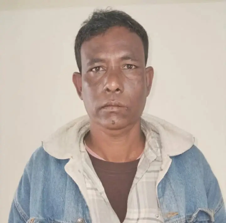 কাউনিয়ায় আওয়ামী নেতা শামসুল হক গ্রেফতার 