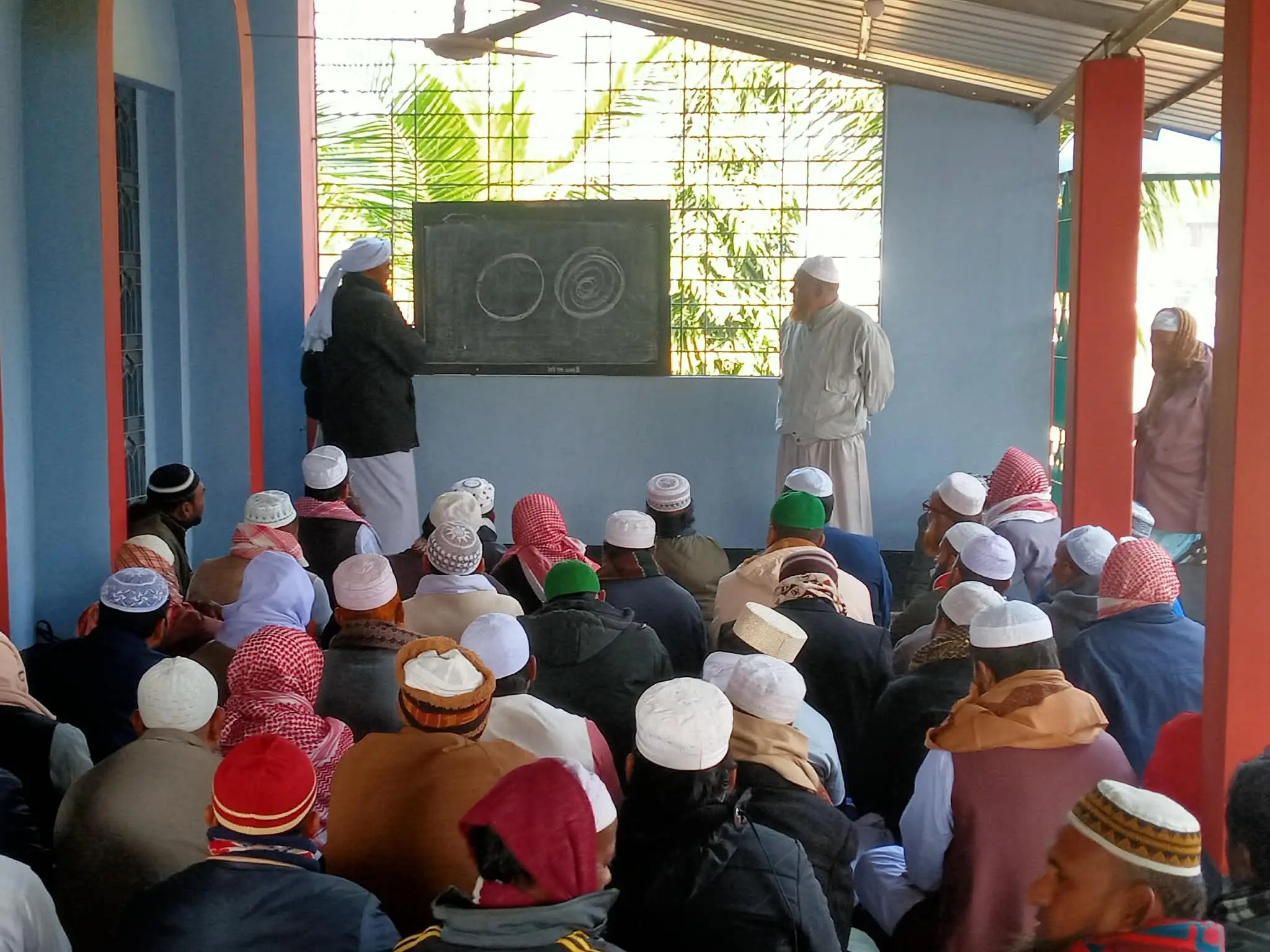 আত্রাইয়ে ইসলামিক ফাউণ্ডেশনের শিক্ষক, শিক্ষিকাদের মাসিক ক্লাস্টার ট্রেনিং অনুষ্ঠিত