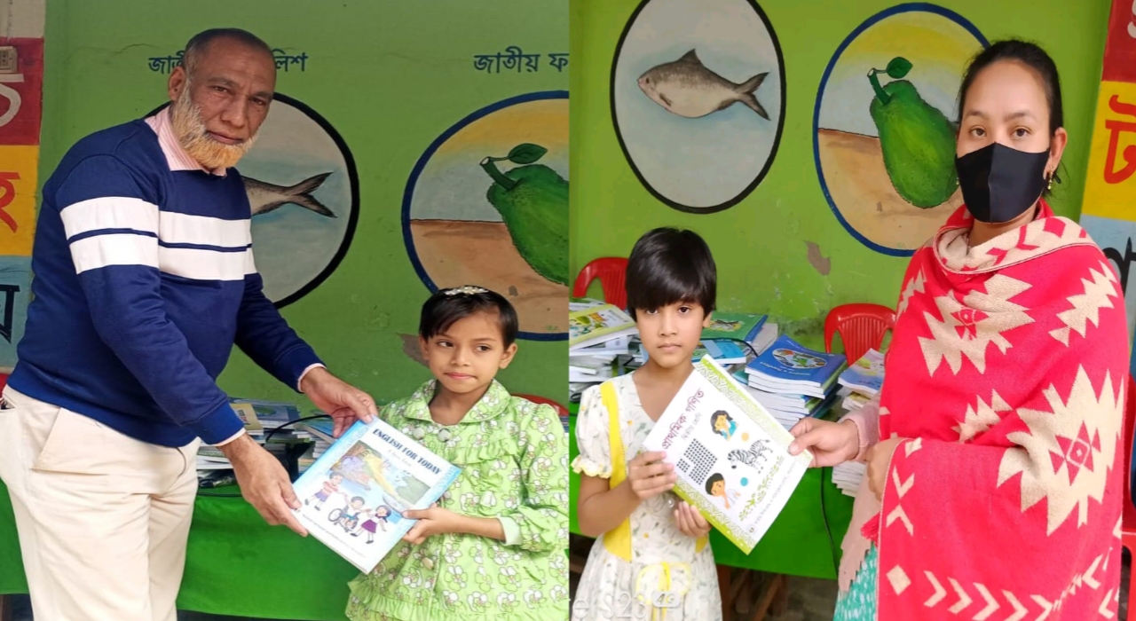প্রাইম রেসিডেন্সিয়াল স্কুলে বছরের প্রথম দিনে শিক্ষার্থীদের হাতে নতুন বই