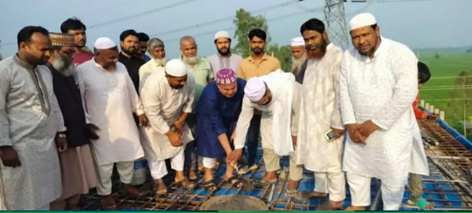 নন্দীগ্রামে দেওতা খানকার ছাদ ঢালাই কাজ উদ্বোধন করলেন বগুড়া ৪ আসনে সংসদ সদস্য মোশারফ হোসেন