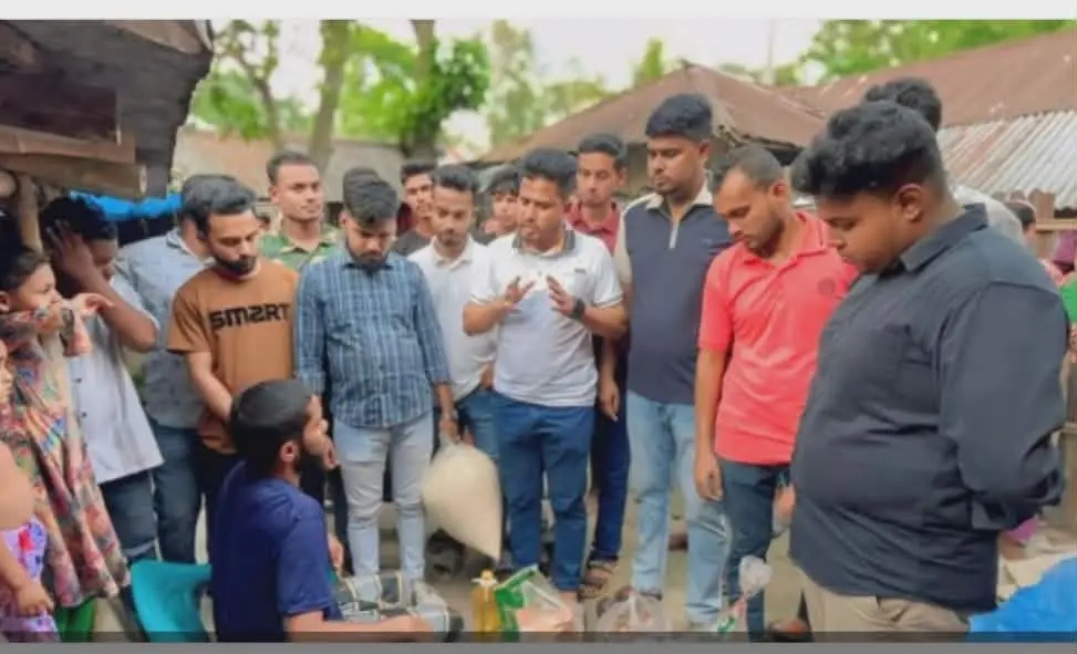 নন্দীগ্রামে ক্যান্সার আক্রান্ত রাজিয়া-ওবায়দুলের পাশে দাঁড়াল উপজেলা ছাত্রদল