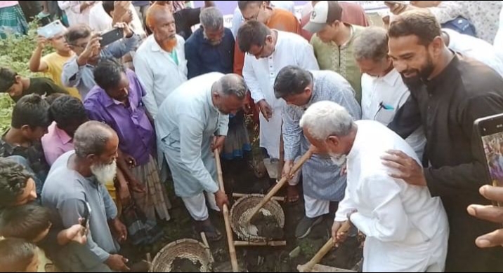 কৃষি উন্নয়ন ও জলাবদ্ধতা নিরসনে আটোয়ারীতে খাল খনন কর্মসূচির উদ্বোধন