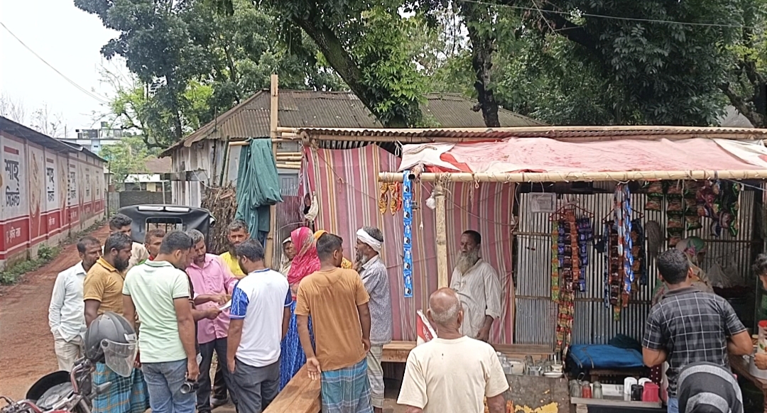 পঞ্চগড়ের রৌশনাবাগে জমি নিয়ে দ্বন্দ্ব: এক মাসে দুই মামলা, আতঙ্কে পরিবার