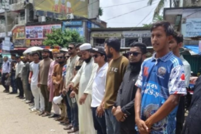 আখাউড়ায় ভুতুড়ে বিল ও লোডশেডিংয়ের প্রতিবাদে ৪৮ ঘণ্টার আল্টিমেটাম!
