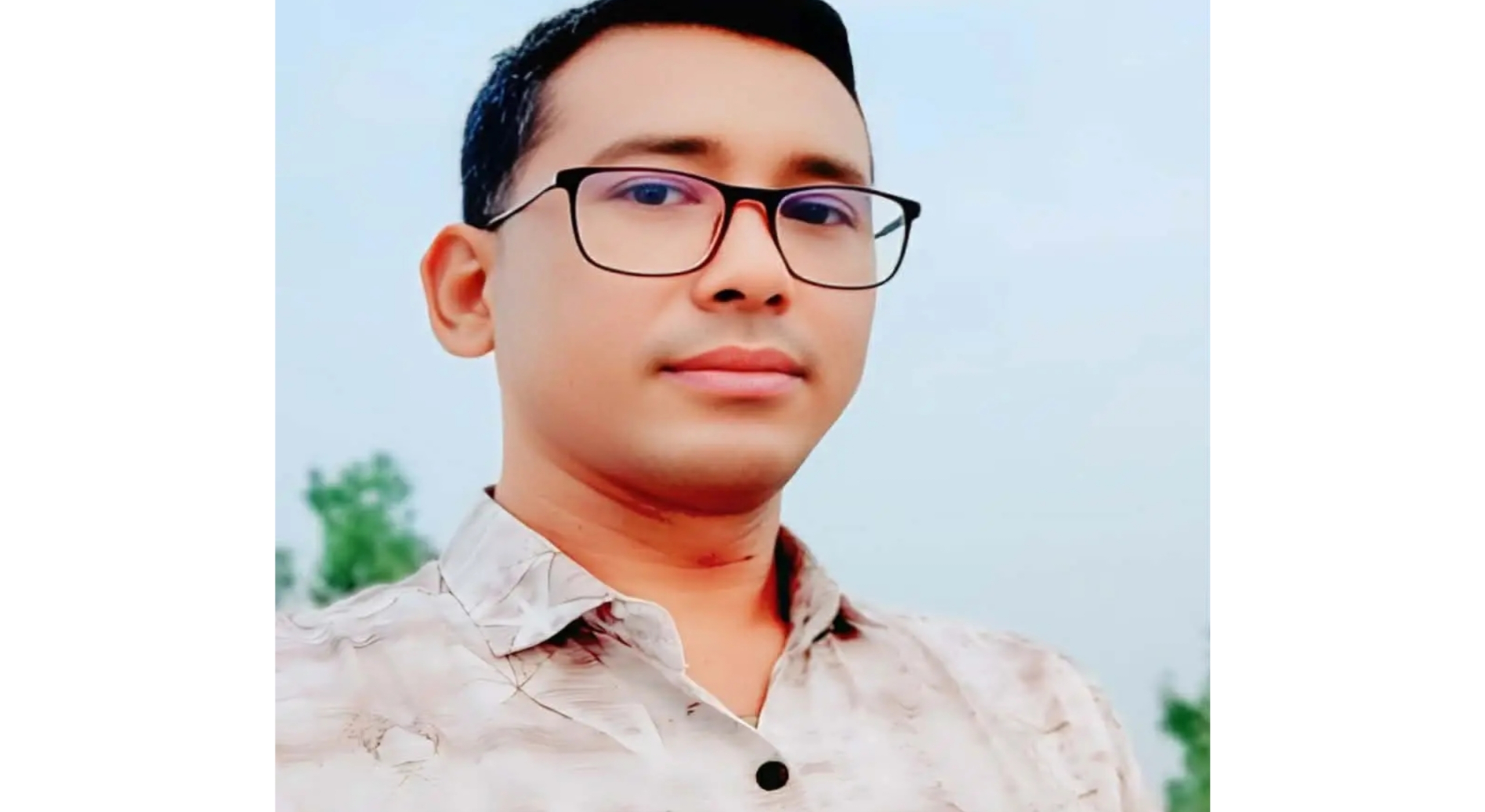 বাবার স্মৃতি ধরে রাখতে ১৬ শতক জমি পুনরায় কবলা করে দিলেন মোহন চন্দ্র