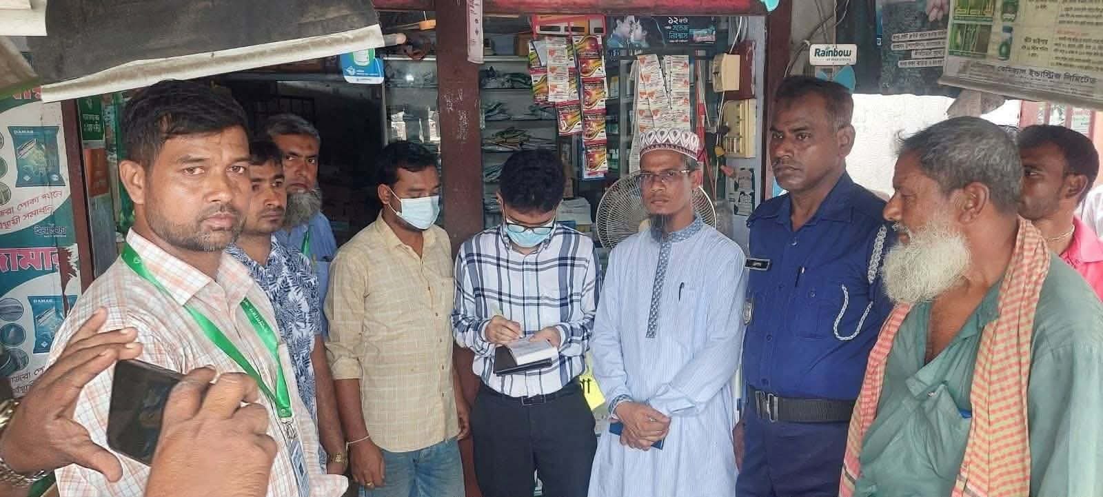 নন্দীগ্রামে লাইসেন্স বিহীন অতিরিক্ত মূল্যে সার বিক্রি’র দায়ে মোবাইল কোর্টে সার ব্যবসায়ী’র ৫৫হাজার টাকা জরিমানা