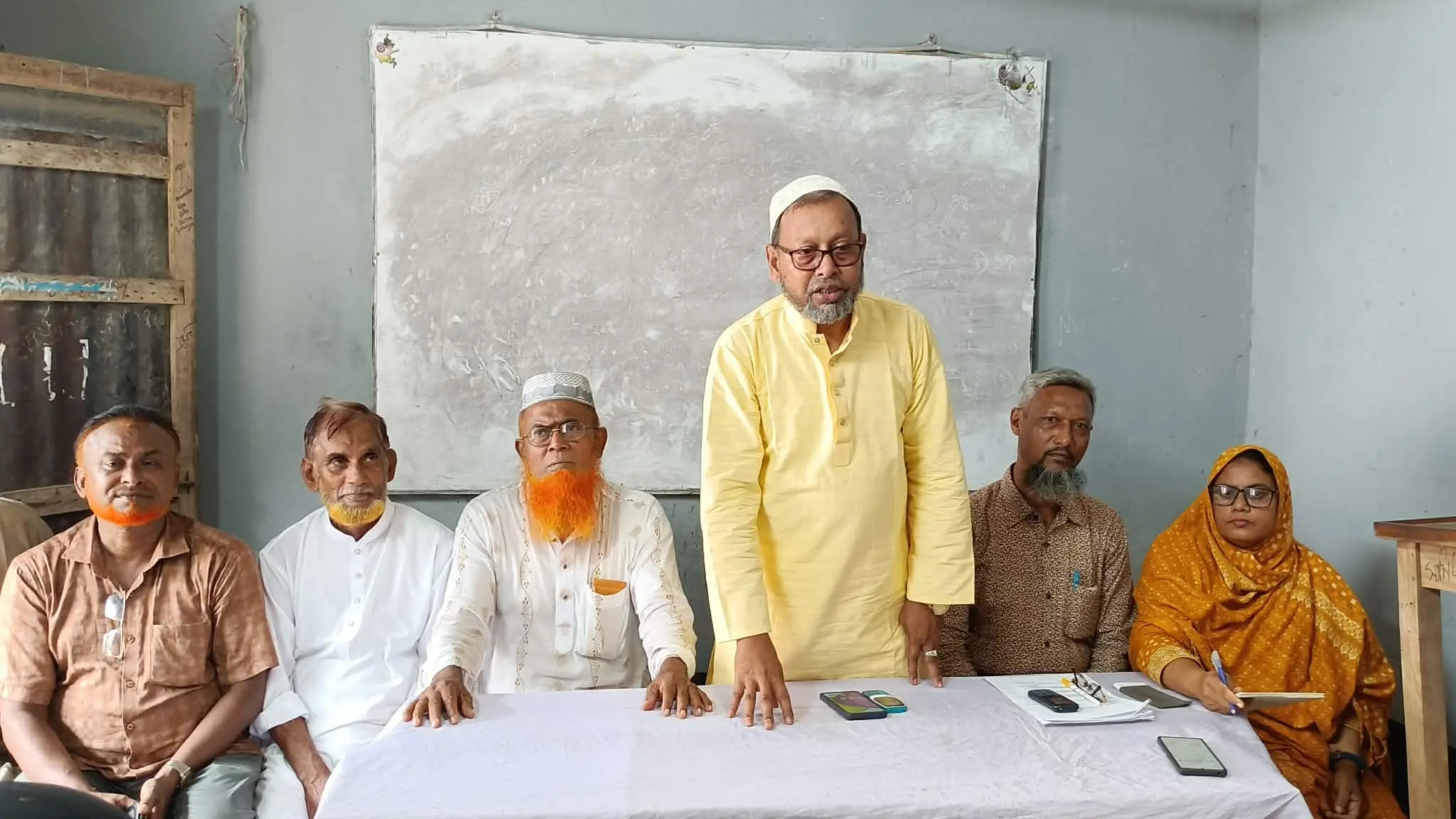 কাউনিয়ায় সামাজিক মূল্যবোধ বিষয়ে পিএফজি কমিটির সভা