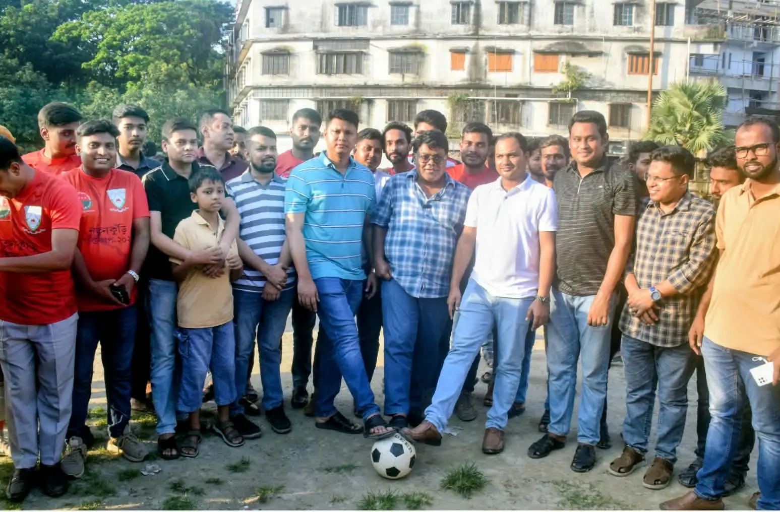 বগুড়ায় ‘নতুন কুঁড়ি গোল্ডকাপ ফুটবল টুর্নামেন্ট’-এর ৪র্থ ম্যাচ অনুষ্ঠিত