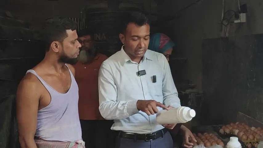 শেরপুরে ভোক্তা অধিকারের অভিযান ২টি প্রতিষ্ঠানকে ৫০ হাজার টাকা জরিমানা